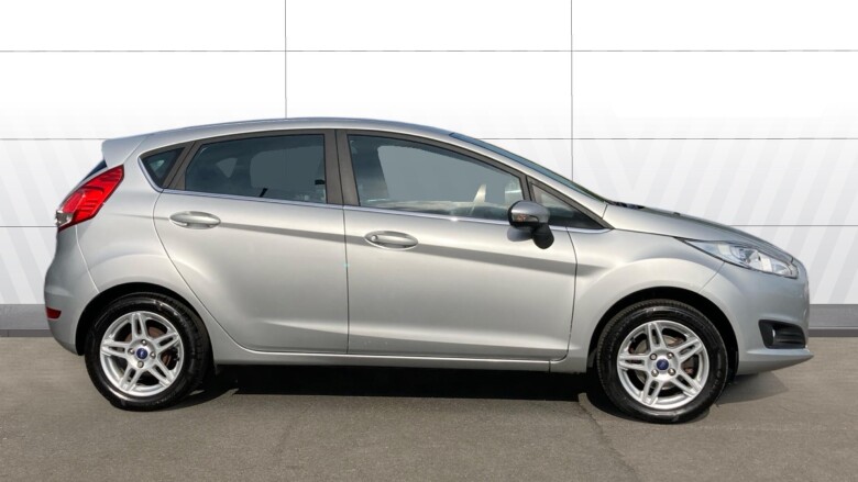 Ford Fiesta 1.0 Zetec 5dr Petrol Hatchback